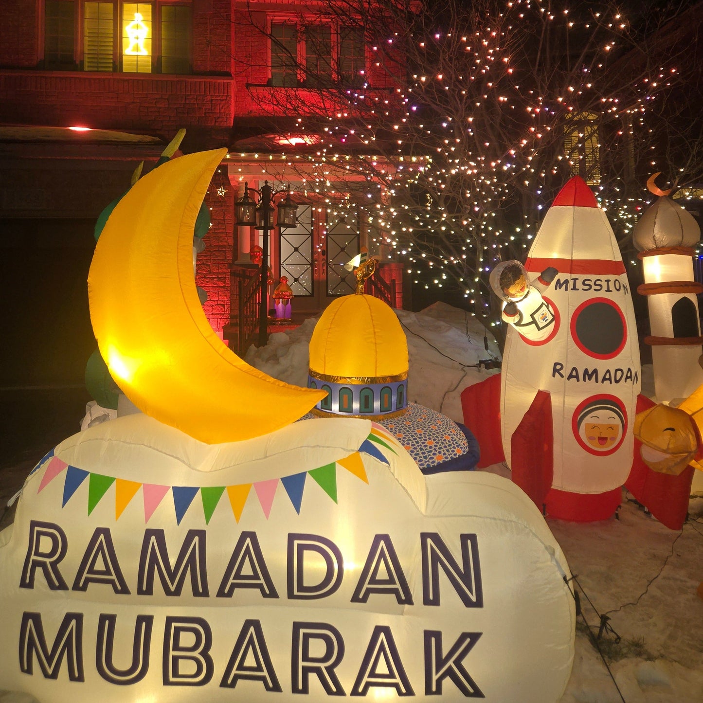 Reversible Crescent Inflatable - New Traditions Store